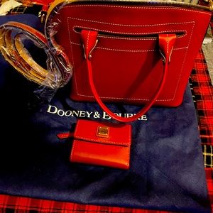 Handbag & matching wallet & shoulder strap